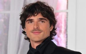 Jacob Elordi fue hospitalizado durante la grabación de “Cumbres Borrascosas”, ¿cuál es su estado de salud?