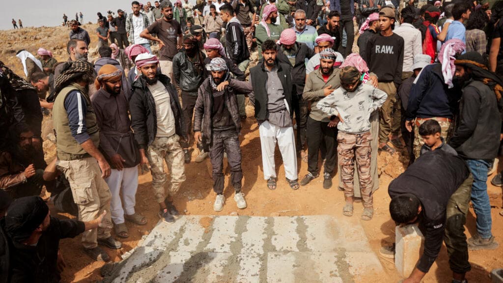 Reunión diplomática entre autoridades de Jordania y Siria para acordar la cooperación en materia de seguridad.