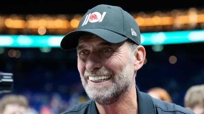 Jürgen Klopp se ríe después de ser interrogado sobre el Real Madrid