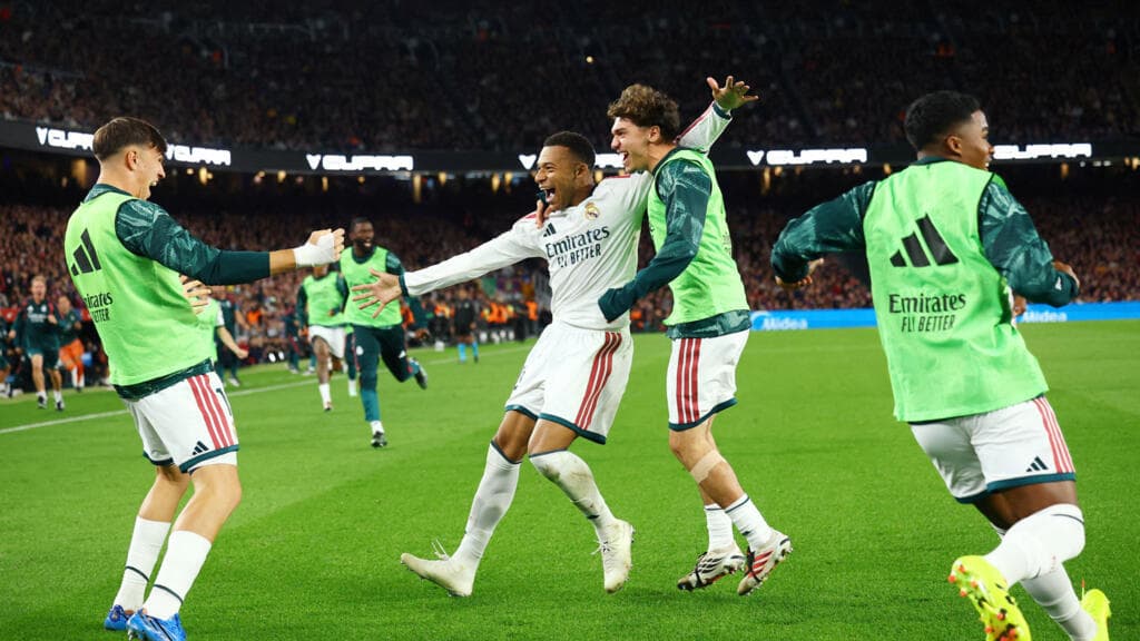 Kylian Mbappé lidera al Real Madrid para conquistar el Clásico