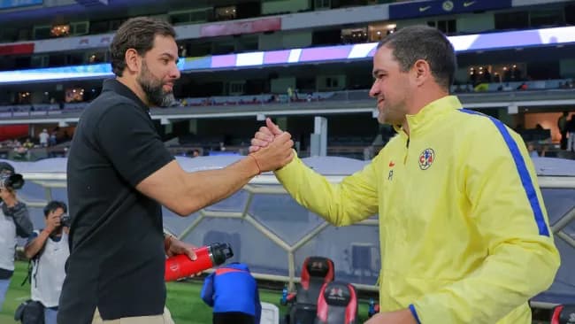 "La calidad de André sigue igual": Gustavo Leal defiende el mal momente de Jardine con América