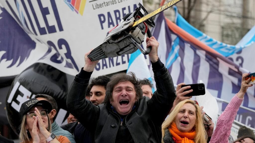 La cruzada antifeminista de Javier Milei: culpa a los grupos proabortistas por la baja natalidad