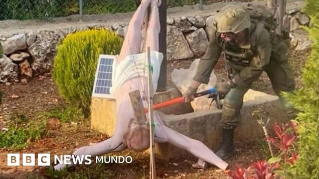 La indignación que desató la imagen de un soldado israelí destruyendo una talla de Jesucristo en Líbano
