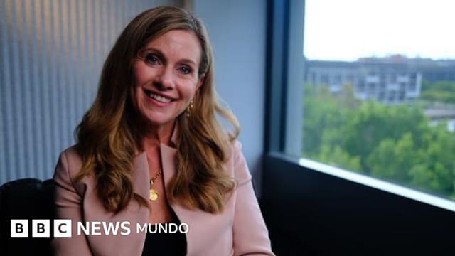 La mujer que tiene la misión de sacar a los niños de las redes sociales