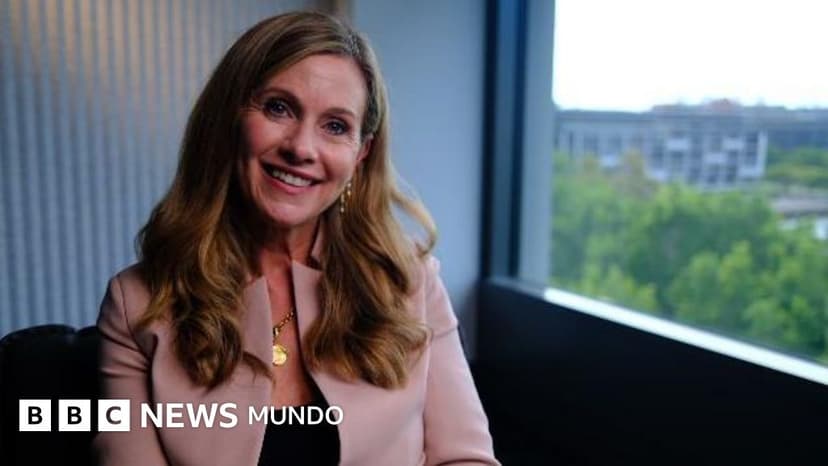 La mujer que tiene la misión de sacar a los niños de las redes sociales