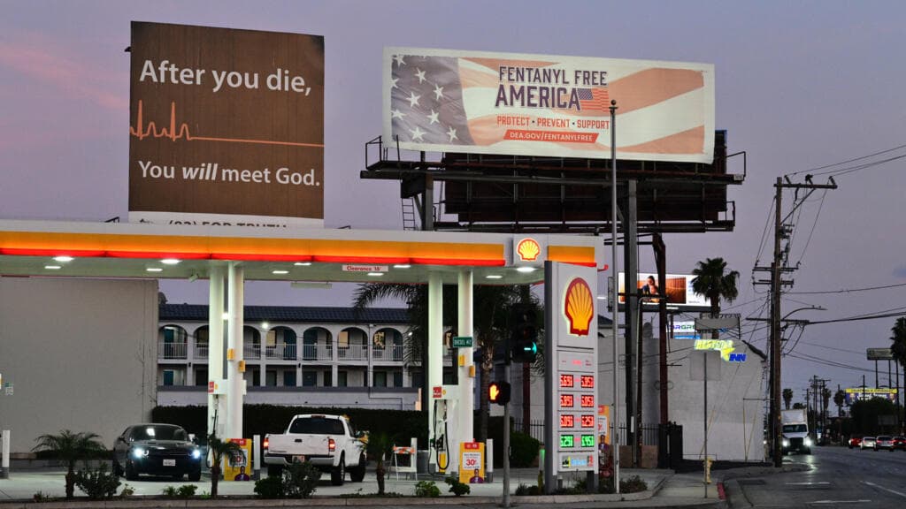 Las bolsas caen y el petróleo sube ante la escalada del conflicto en Medio Oriente