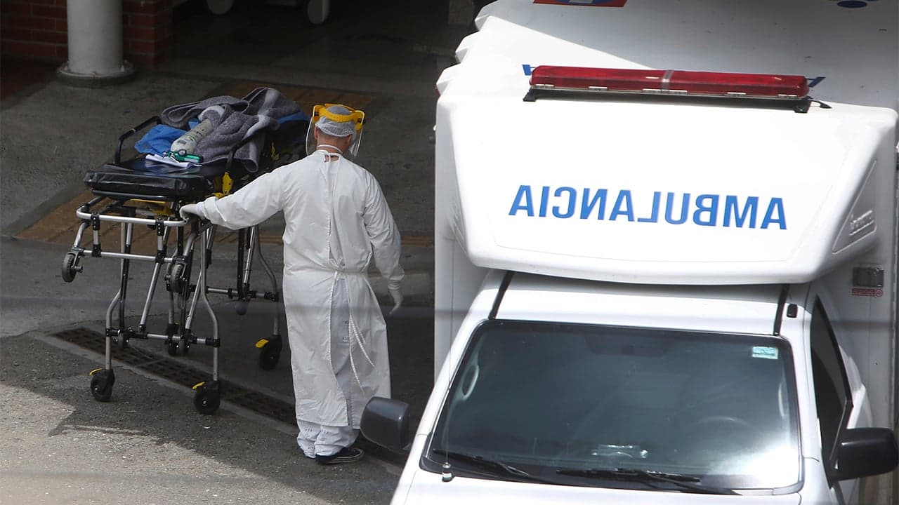 Las muertes por todas las causas caen un 4.4% en México en la primera mitad de 2025