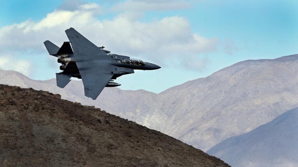 ¿Logró Irán socavar el discurso de Trump sobre su poderío militar con el derribo de dos aviones?