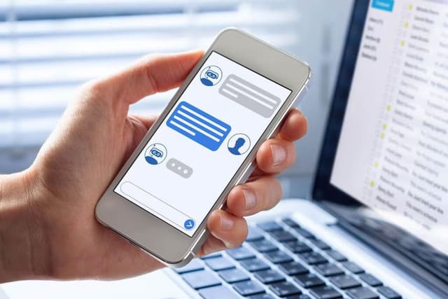 Los bancos en México prometen atención personalizada en sus apps; el problema es que los chatbots olvidan todo en 5 minutos