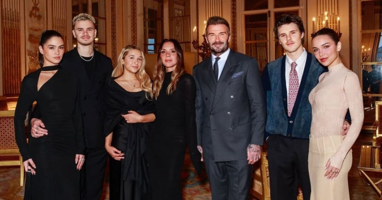 Los Beckham cierran filas: David y Victoria reaparecen con sus hijos y sus novias tras acusaciones de Brooklyn