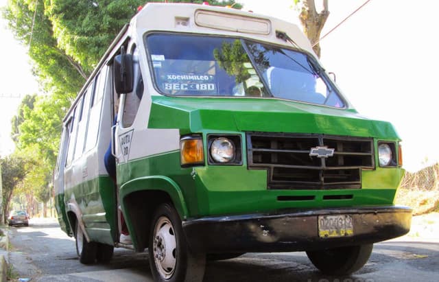 Los peseros: los microbuses verdes que ya son una reliquia a punto desaparecer de la CDMX