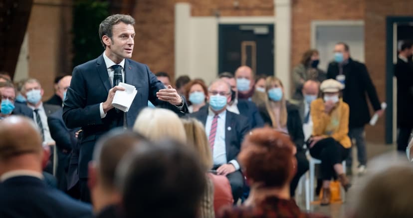 Macron propone a Trump celebrar en París una cumbre del G7 con participación de Rusia