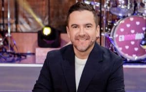 Mauricio Mancera reaparece tras sufrir un accidente automovilístico con esta FOTO, ¿cuál es su estado de salud?