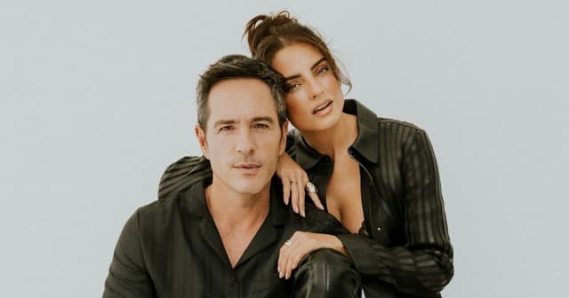 Mauricio Ochmann dedica emotivo mensaje a Aislinn Derbez y elogió su relación como papás