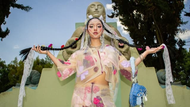 Moda, barrio y resistencia: una pasarela “meximalista” llega al Museo Franz Mayer