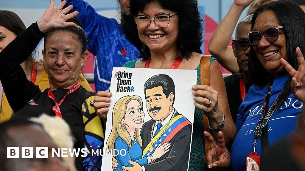 La ausencia de símbolos chavistas marca la nueva etapa política en Caracas.