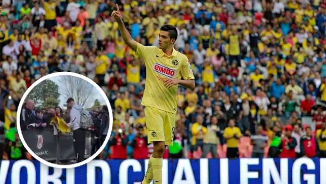 ¡No lo olvidan! Raúl Jiménez fue captado firmando jersey del América en Inglaterra