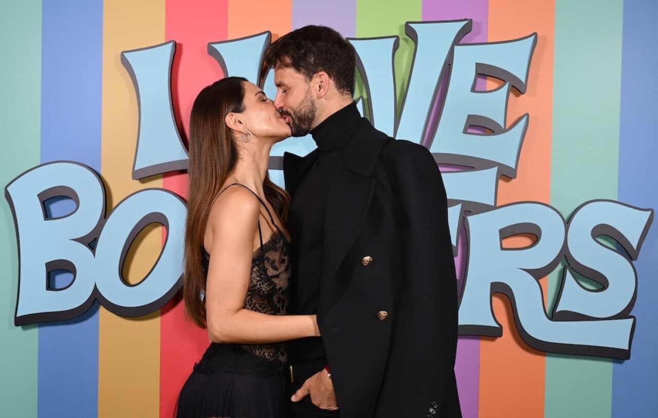 Nunca tan enamorada: Eiza González y su novio, Grigor Dimitrov, se besan en plena red carpet