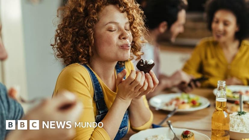 Por qué aunque estemos llenos siempre nos queda espacio para el postre, según un anatomista
