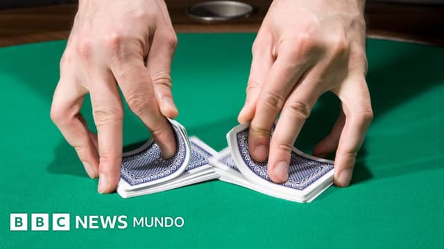 Por qué cada vez que barajas cartas el resultado es un acontecimiento sin precedentes en la historia del universo