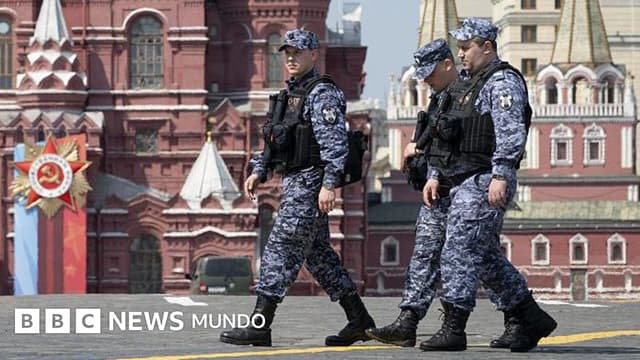 Por qué la ausencia de tanques en el gran Desfile de la Victoria de Rusia es una señal de que la guerra con Ucrania no va bien