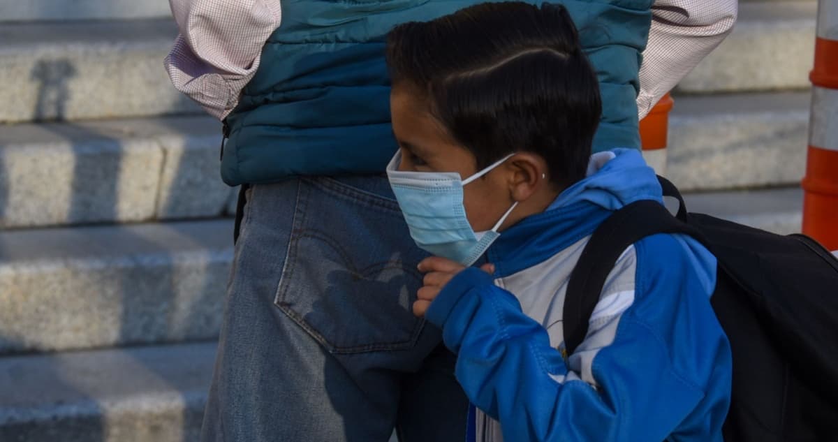 Primero Jalisco, ahora Edomex: imponen cubrebocas en escuelas para contener sarampión