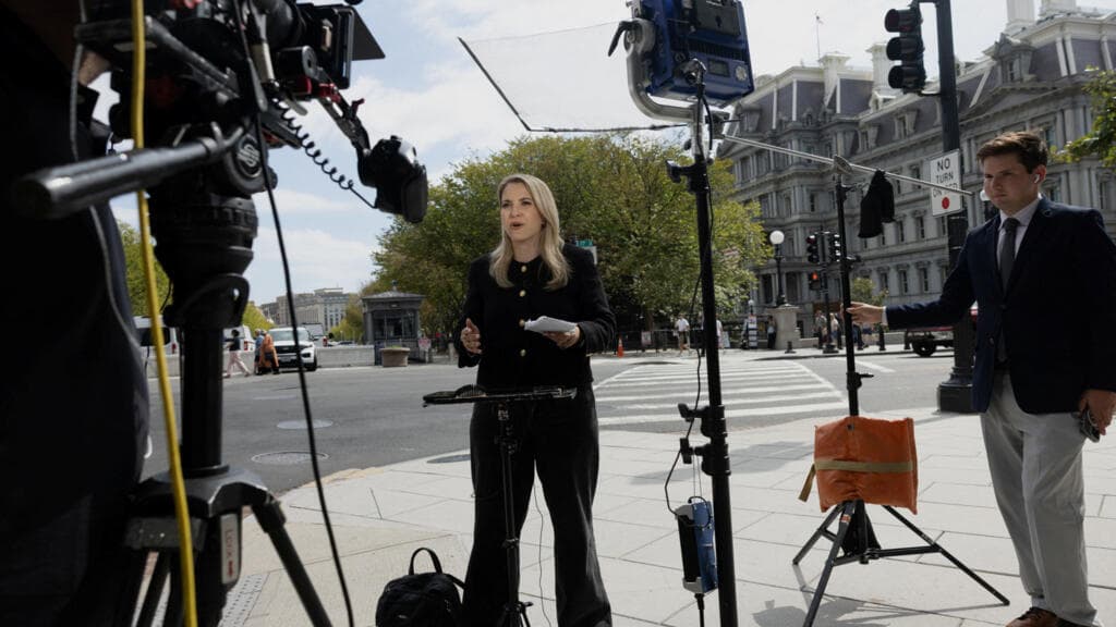 ¿Qué dice la Primera Enmienda y por qué el veto de Trump a tres medios podría violar la Constitución?