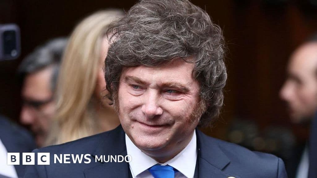Qué es el "grillete fiscal" y otras reformas que impulsa Milei para blindar su proyecto económico en Argentina