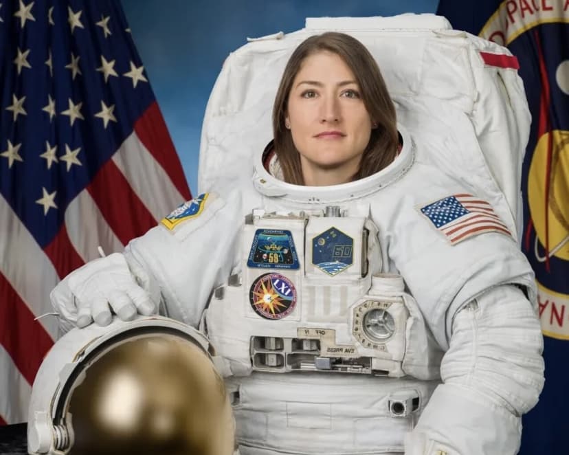 Quién es Christina Koch, la primera mujer que viajará a la Luna con Artemis II