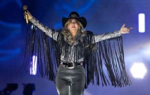 "Debido a circunstancias de fuerza mayor": Alicia Villarreal pospone concierto; da un inquietante anuncio