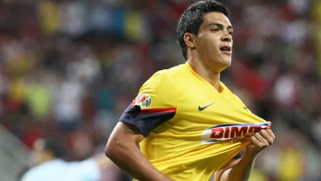 Raúl Jiménez: Así fue el paso del 'hijo pródigo' por América
