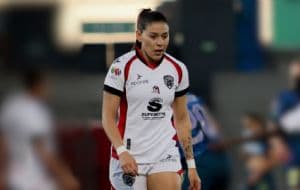 Respira hondo antes de ver a Norma Palafox en traje de baño desde la playa