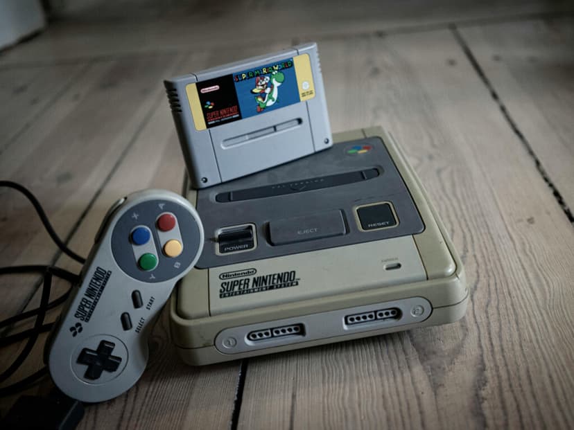 Según la psicología, el adulto que vuelve a sus juegos de la infancia no busca diversión: busca desesperadamente a la persona que era antes