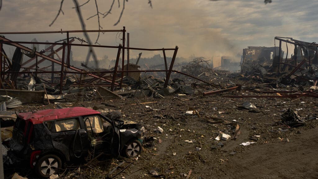 Sexto día consecutivo de ataques rusos contra Kiev deja al menos 12 muertos y decenas de heridos