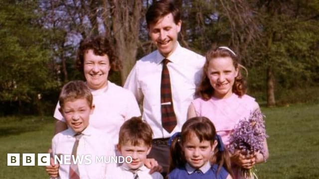 "Siento compasión por mi madre, hizo lo mejor que pudo": el hombre abandonado al nacer que encontró a su familia biológica 65 años después