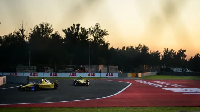 Sin Rowland ni Dennis, Sebastien Buemi se lleva el poleman en el e-Prix de la Ciudad de México
