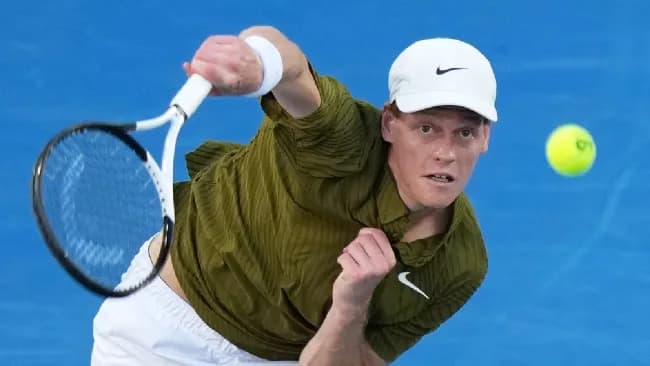Sinner avanza a Cuartos de Final del Abierto de Australia y amplía su racha a 18 victorias