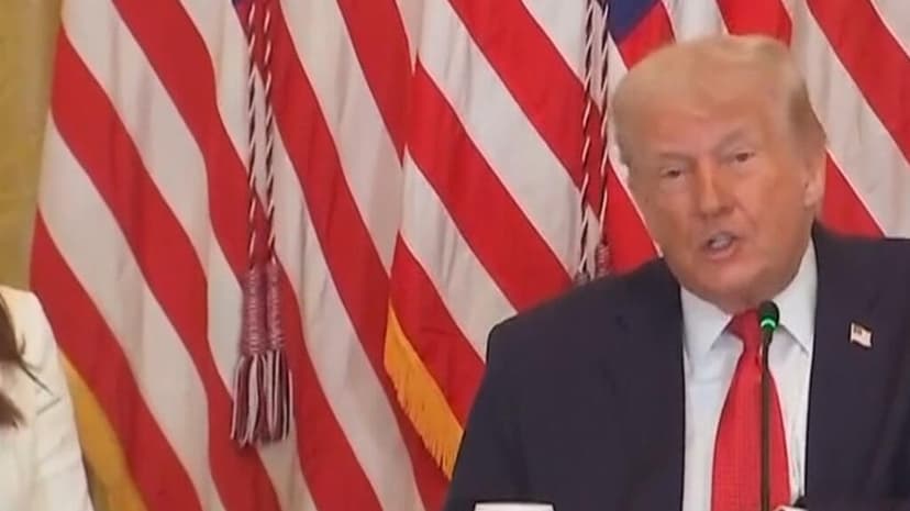 Trump amenaza con aranceles a países que se interpongan en su nueva fijación: Groenlandia