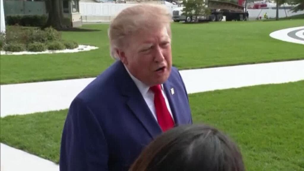 Trump arremete contra Zelenski y defiende exención de sanciones a Rusia