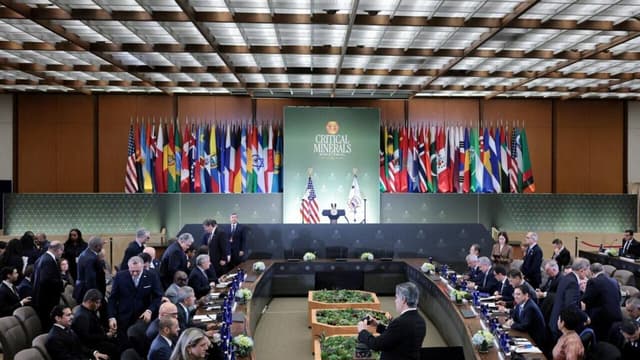 Trump busca blindar a EE. UU. ante China para garantizar el suministro de minerales críticos