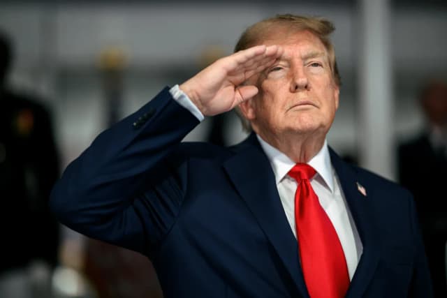Trump endurece la guerra comercial con Canadá: aranceles de 50% sacuden a ambos países