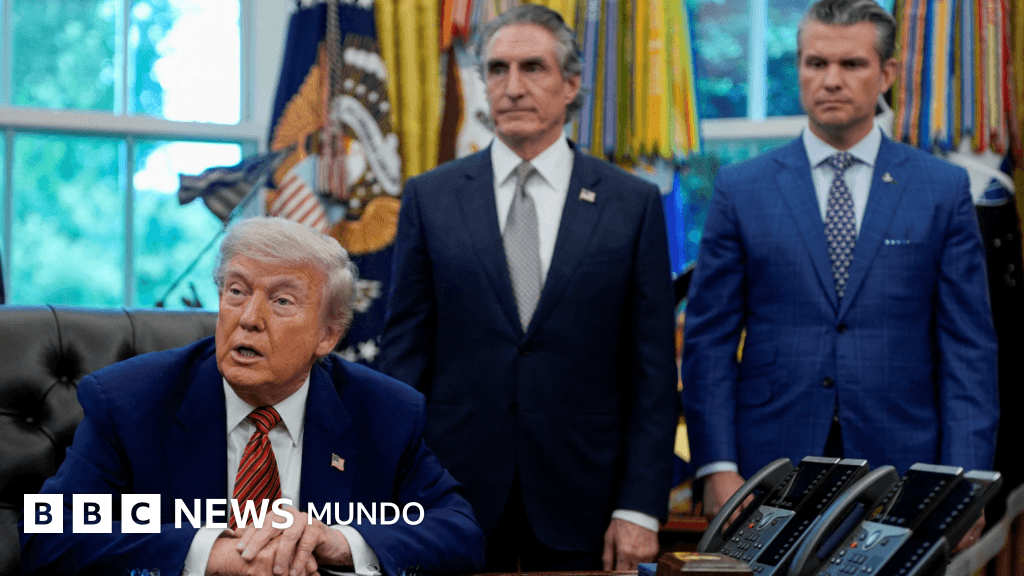 Trump le dice a Reino Unido y a otros países que "vayan a tomar su propio petróleo" al estrecho de Ormuz