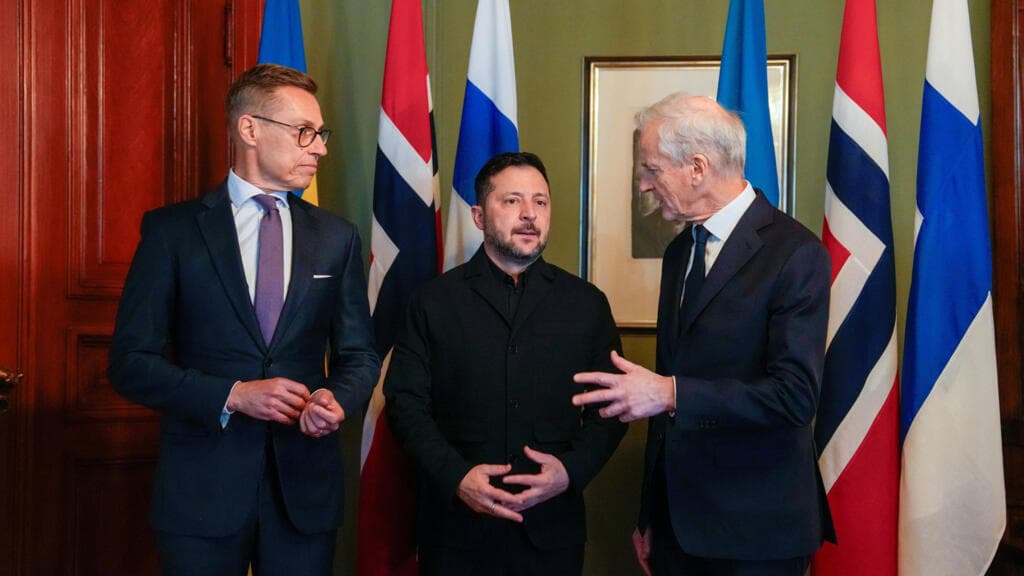 Volodímir Zelenski durante las reuniones diplomáticas en Oslo.