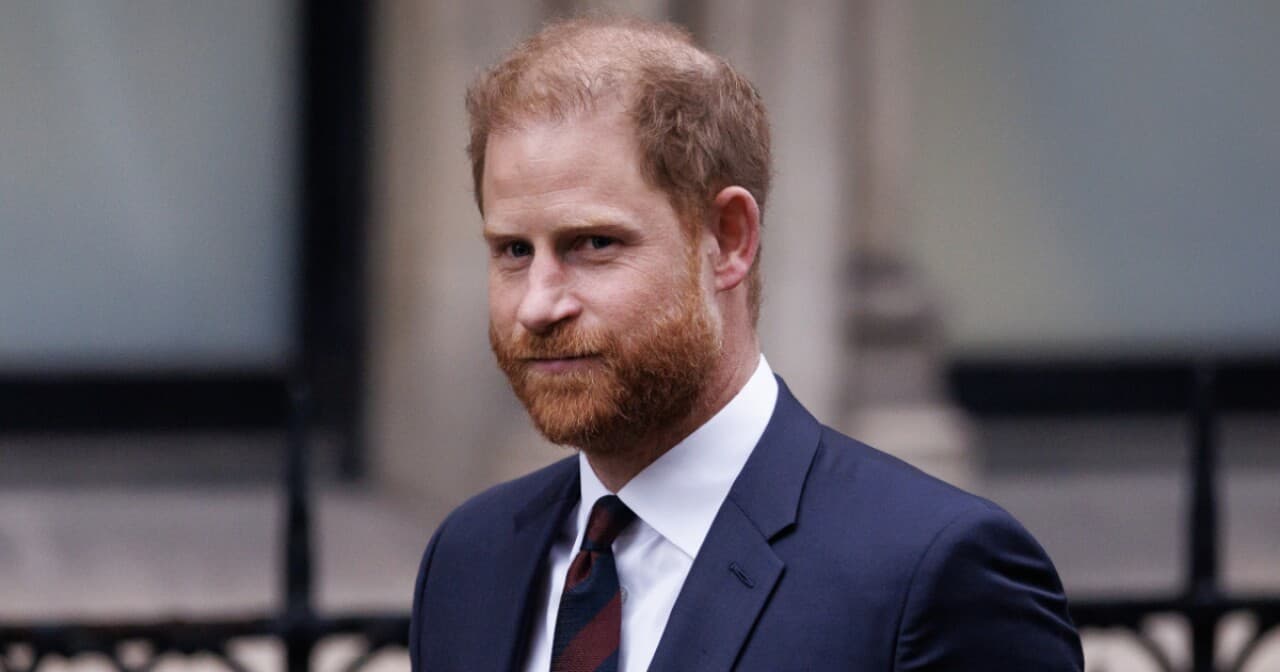 "Un tormento absoluto": El desgarrador testimonio del príncipe Harry contra el “reino” de los tabloides británicos