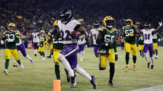 ¡Vive la esperanza! Ravens, con Derrick Henry intratable, vapulea a los Packers y sueña con Playoffs