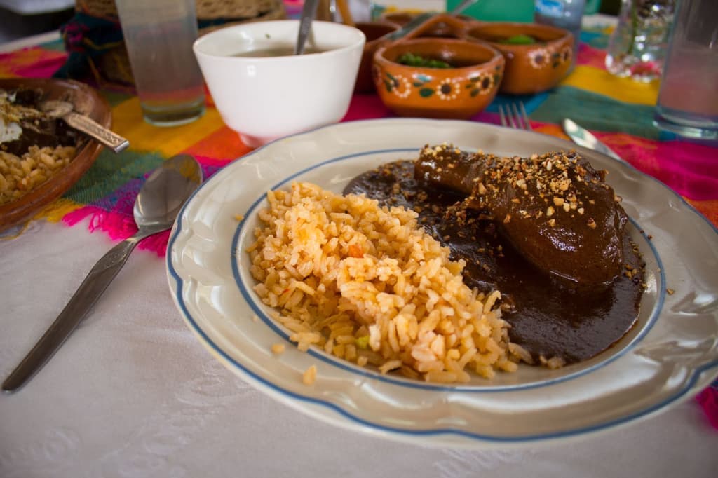 ¡Ya viene la Feria del Chile, Mole y Pozole en el Edomex! Habrá comida, venta de artesanías, talleres y más
