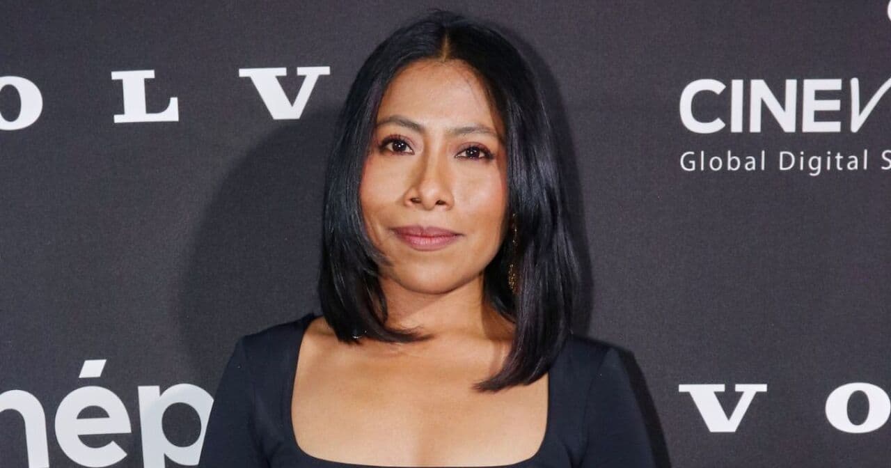 Yalitza Aparicio sorprende con radical cambio de look y se suma al corte bob