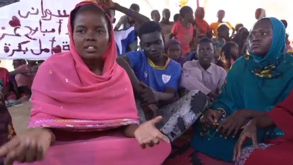 Refugiados sudaneses buscan sobrevivir en campamentos de República Centroafricana