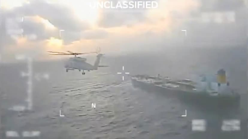 #VenezuelaHoy: Estados Unidos, en “persecución activa” de un tercer petrolero cerca de Venezuela