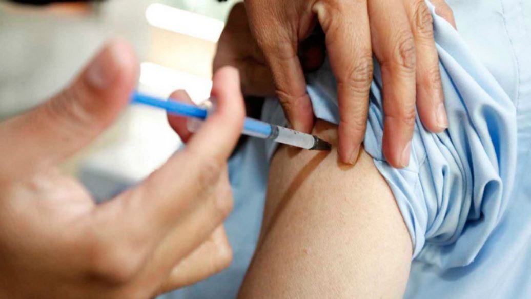 Reclutará Novavax en México a dos mil voluntarios para fase III de vacuna anticovid (nota de Roxana González en OEM-Informex) julioastillero.com